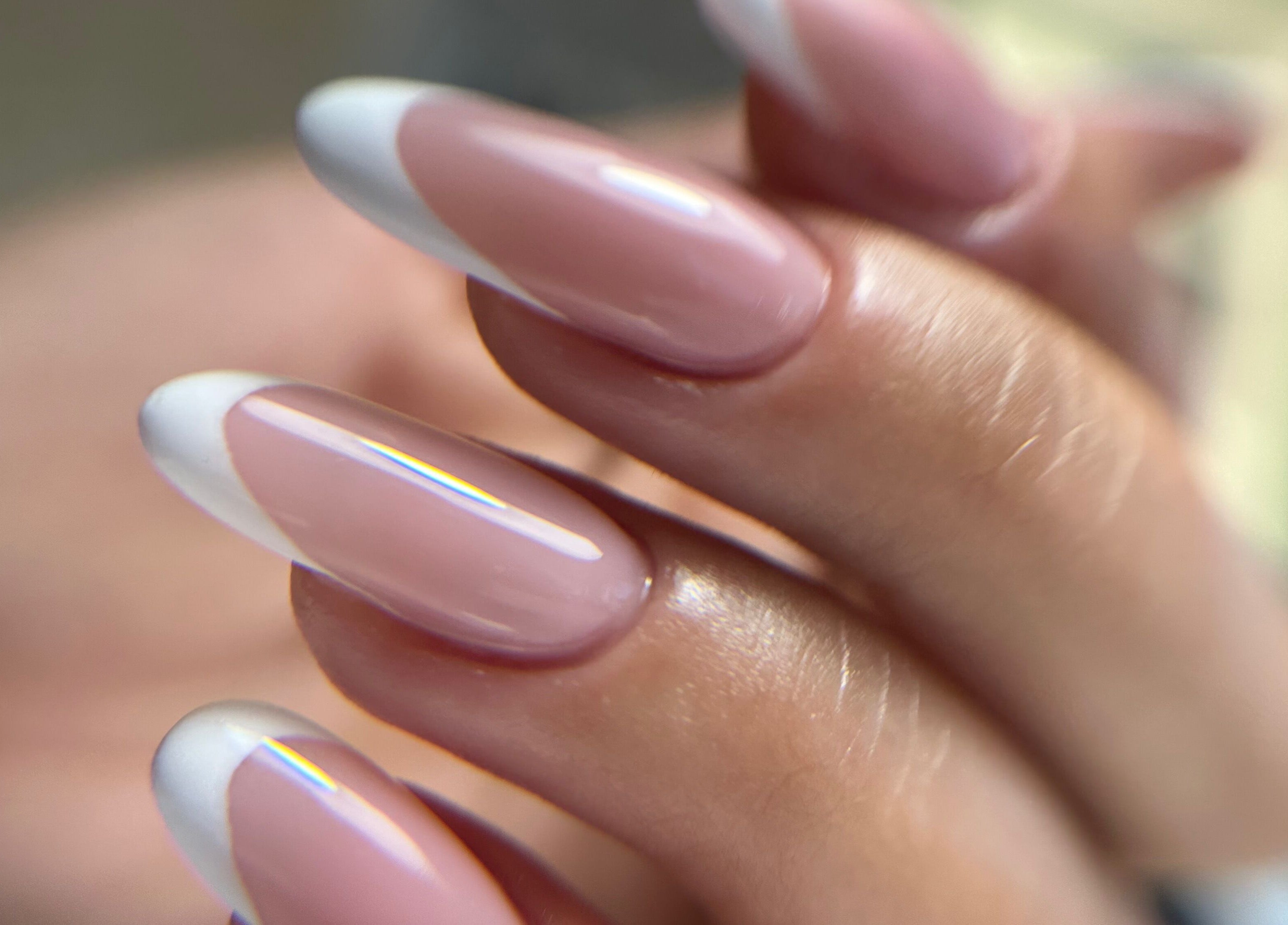 Елегантен френски маникюр в MG Art Nails, Смолян, Смолян, BG.