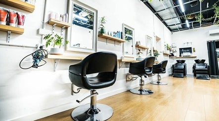 Breathe Hair Frankston