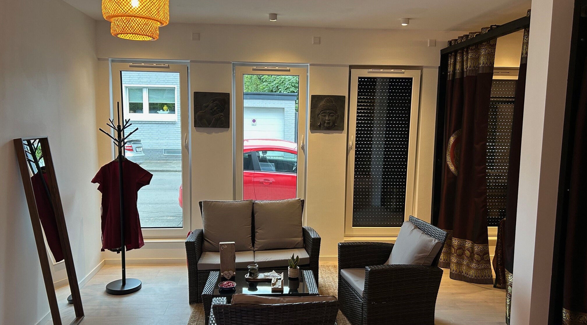 Entspannende Atmosphäre bei Chang Thai Massage & Spa, Willich, Nordrhein-westfalen, DE.