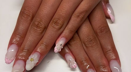 Stylish floral nail art at Lydia’s Nails in Canton, Massachusetts, US enhancing elegance and beauty.