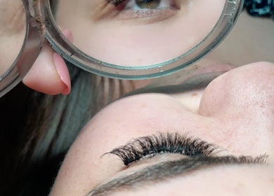 Client with lush eyelash extensions at Taylas Beauty Creations, Rustenburg, North West, ZA.