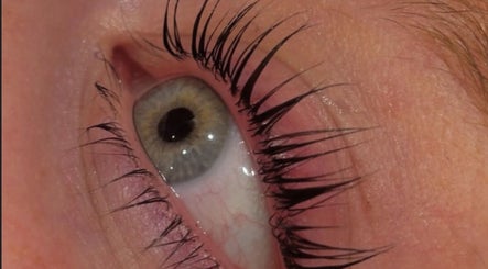 Close-up of styled eyelashes at prettify by MJ, Sidcup, England, GB, showcasing expert lash lift.
