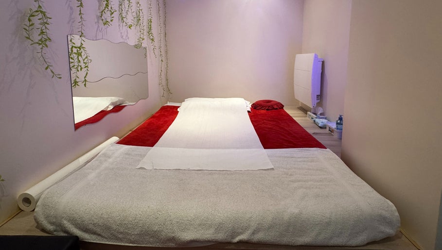 Spa relaxant à Massage 92100 Boulogne Billancourt ZEN Bien-Etre, Boulogne-Billancourt, Île-de-France, FR.