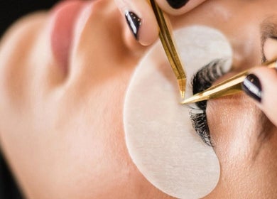 Eyelash extension treatment at Busy Brows, Chelmsford, England, GB, enhancing beauty and relaxation.