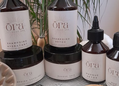 Produits de soin capillaire à À Fleur d'eau, Coly-saint-amand, Nouvelle-aquitaine, FR.