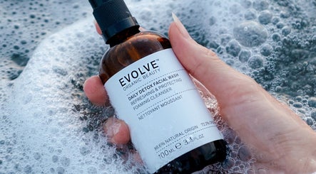 Nourish & Glow in Swardeston, England, GB offers Evolve Organic Cleanser for a refreshing detox facial wash.