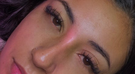 Extensões de cílios na Lash by Julianne, São Paulo, São Paulo, BR, destacando olhos belos e definidos.