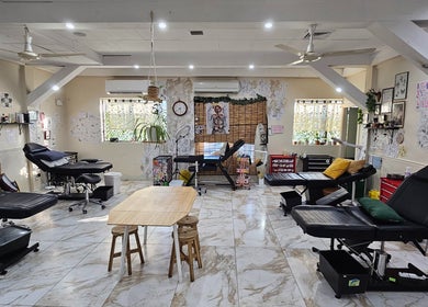 Welcoming interior of Kaya Garden Tattoo Dulwich Hill, featuring modern tattoo chairs and artwork in Dulwich Hill, New South Wales, AU.