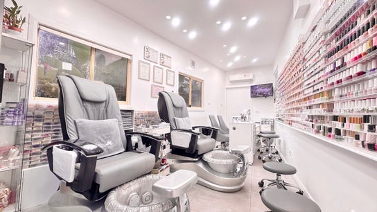Mina Nails & Spa Cabramatta West