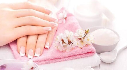 Εικόνα Mina Nails & Spa Cabramatta West 3