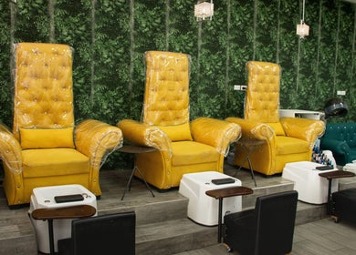 Sillas de pedicura en CORONADO BEAUTY SALON, Chame, Provincia De Panamá Oeste, PA.