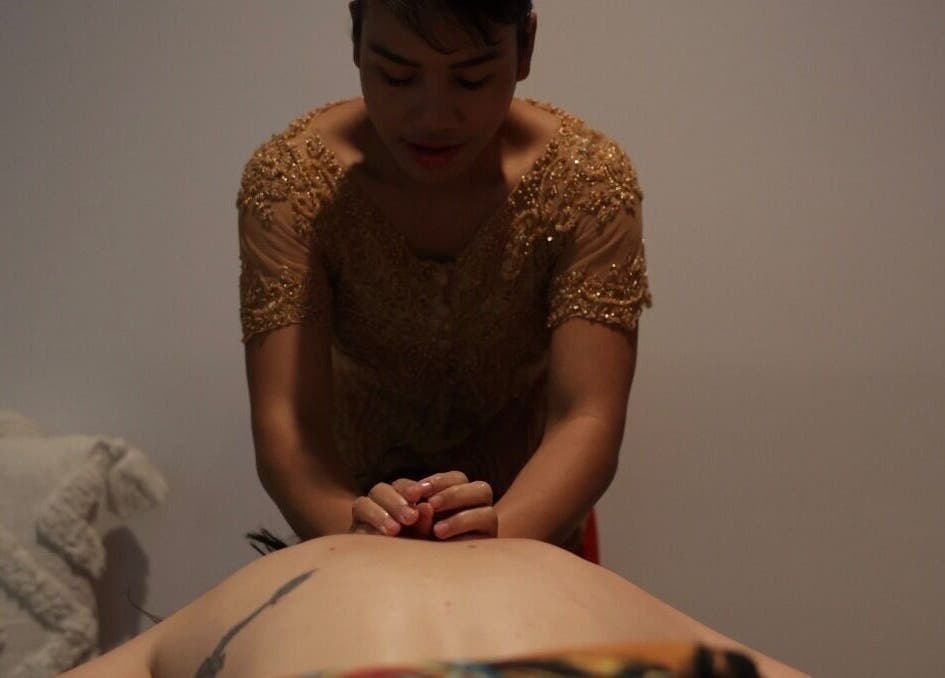 Relaxing massage session at ChasingBetter247 Massage in Malaga, Western Australia, AU.