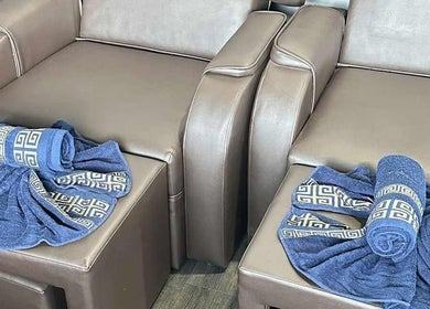 Luxurious seating at Silk Spa Balaclava - Head Spa & Body Health & Natural Beauty in Melbourne, Victoria, AU.