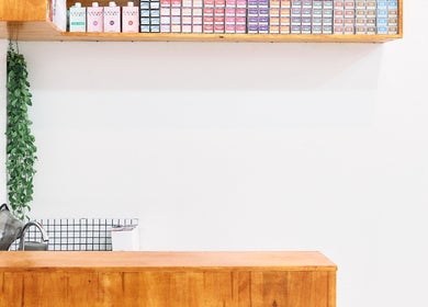 Verandaの受付カウンター、Chang Wat Chon Buriの落ち着いた装飾。