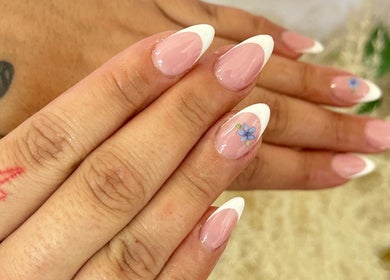 French manicure with floral design at Beauty Style Salon, Merstham, England, GB.