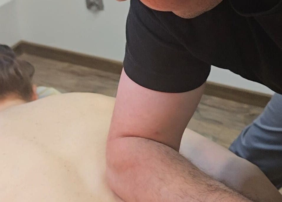 Sesja masażu w Głębia Harmonii, Лешно, Великопольское Воеводство, PL, relaks i ukojenie.