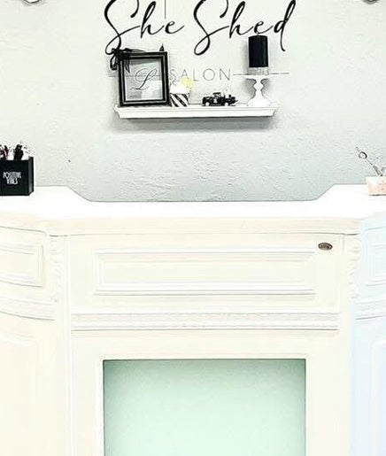 Reception desk at Skin 2 Live 4 in Bowie, Texas. A welcoming and elegant ambiance.