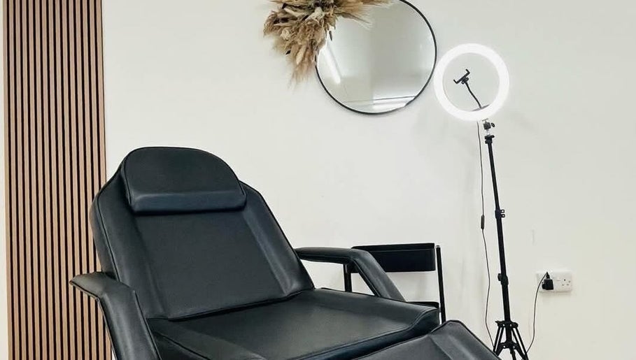In motion clinic's tranquil treatment room with chair in Upton, Cheshire, England, GB.