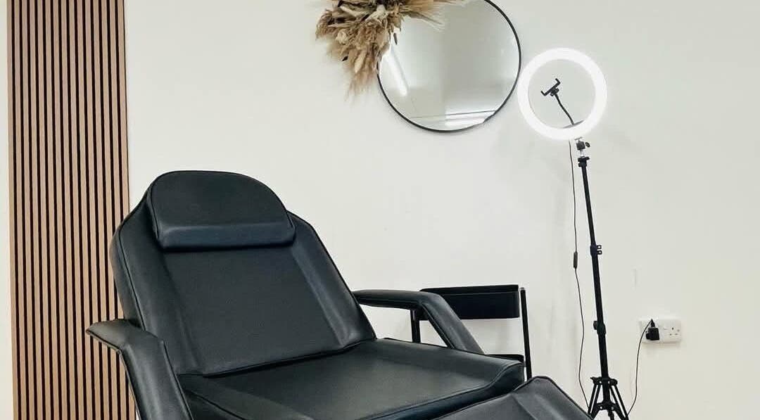 In motion clinic's tranquil treatment room with chair in Upton, Cheshire, England, GB.