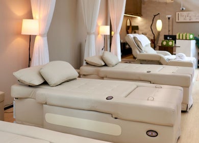 Relaxing spa beds at Chanle Wellness Service in London, England, GB, offering a tranquil experience.