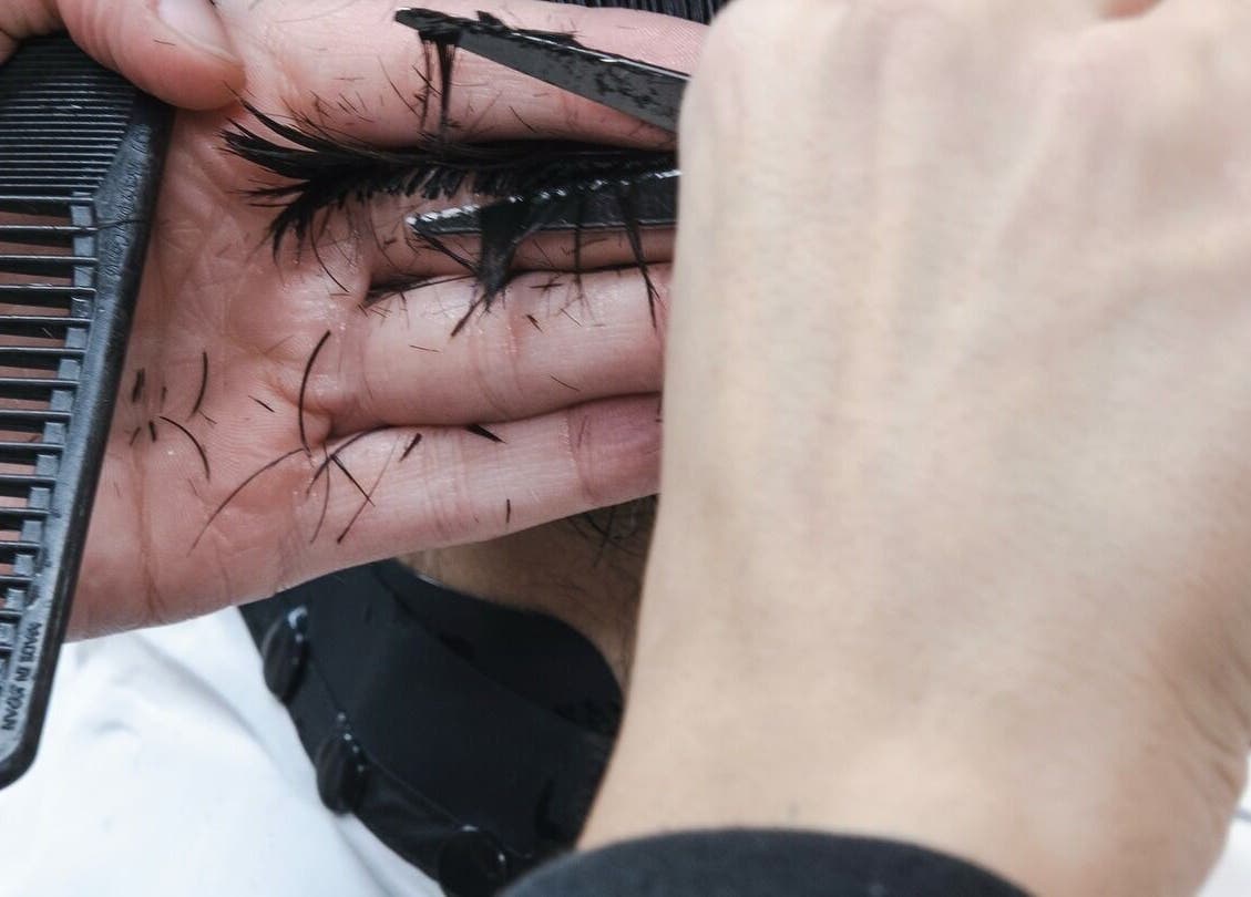 Taglio di capelli dettagliato presso ICE Hair Man Lab, Senigallia, Marche, IT.