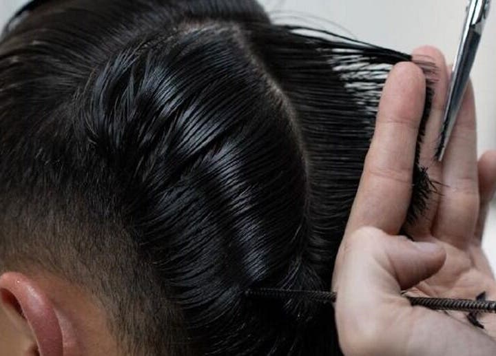 Taglio di capelli preciso presso ICE Hair Man Lab, Senigallia, Marche, IT.