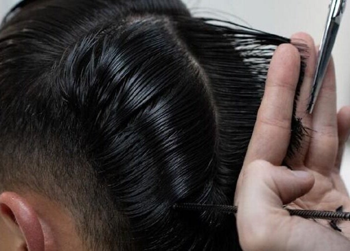 Taglio di capelli preciso presso ICE Hair Man Lab, Senigallia, Marche, IT.