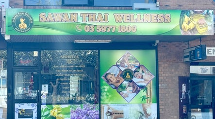 Front view of Sawan Thai Massage & Wellness in Mornington, Victoria, AU, showcasing services and contact details.