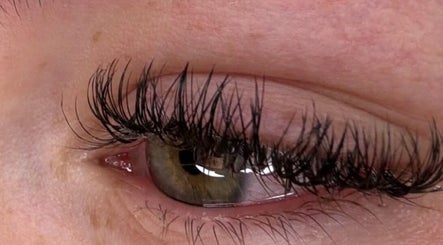 Close-up of elegant eyelashes at Beauty Bliss, Ipswich, England, GB, showcasing expert eyelash extensions.