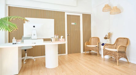 Sydney Wide Counselling reception area in Stanmore, New South Wales, AU with modern decor and natural light.