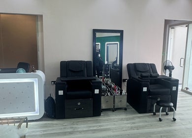 Elegant manicure stations at Eraya Beauty Salon, Dubai, AE.