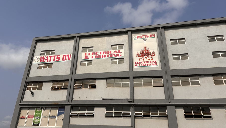 Exterior view of Watts On building near Beauty Base Plus in Chatsworth, Kwazulu-natal, ZA.