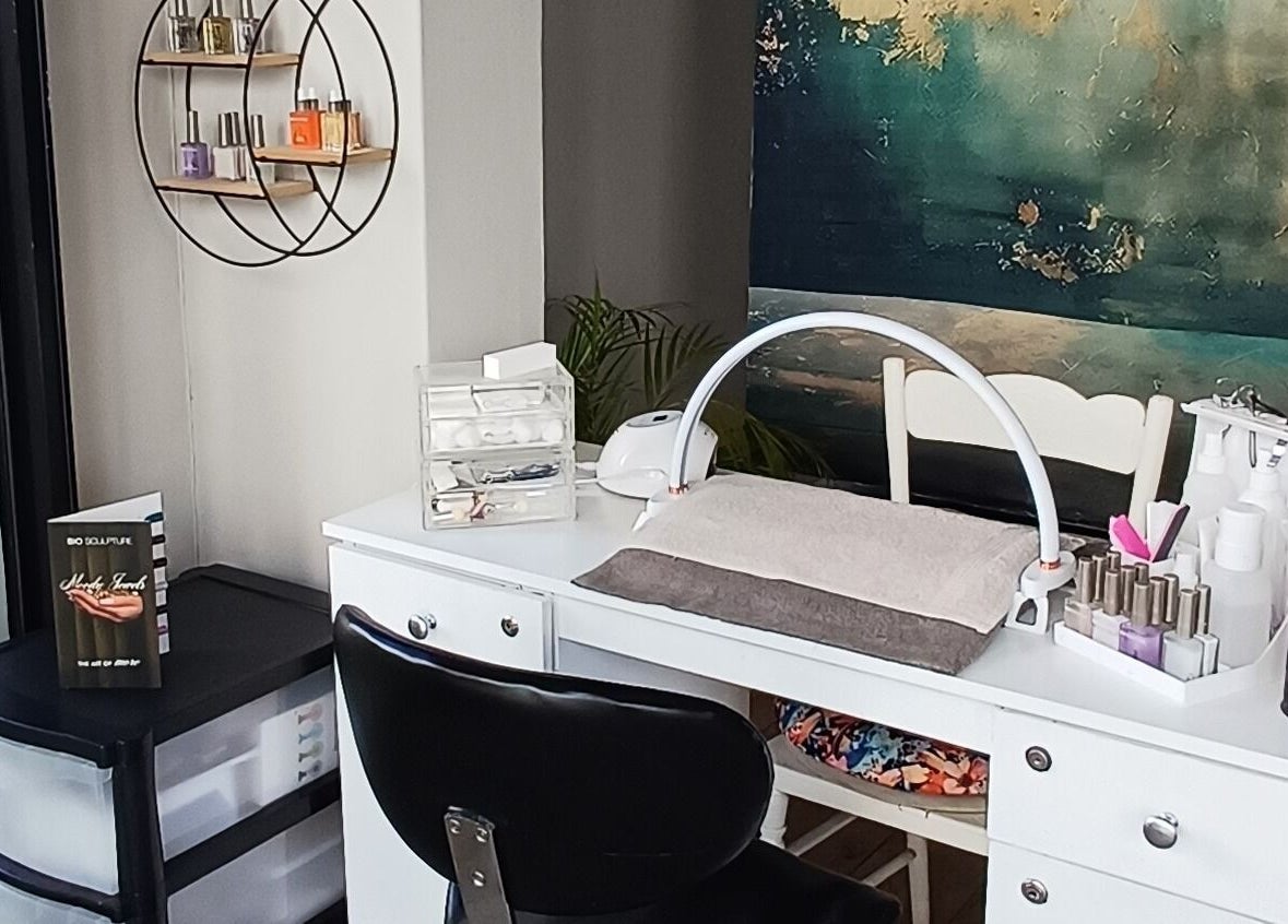 Nail station at Nails by Shannon in Gqeberha, Eastern Cape, ZA, featuring elegant decor and manicure tools.