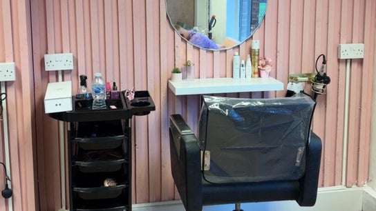 The beauty cabin x