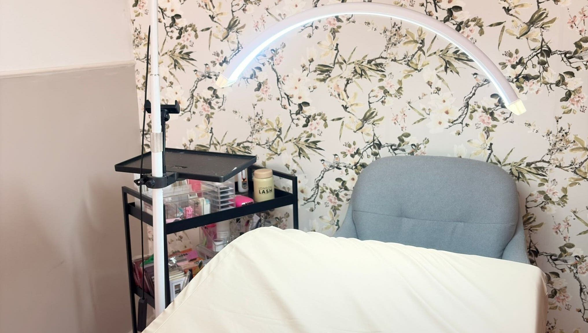 Espaço acolhedor de tratamento em Aura - Centro de beleza, Pinhal Novo, Setúbal, PT.