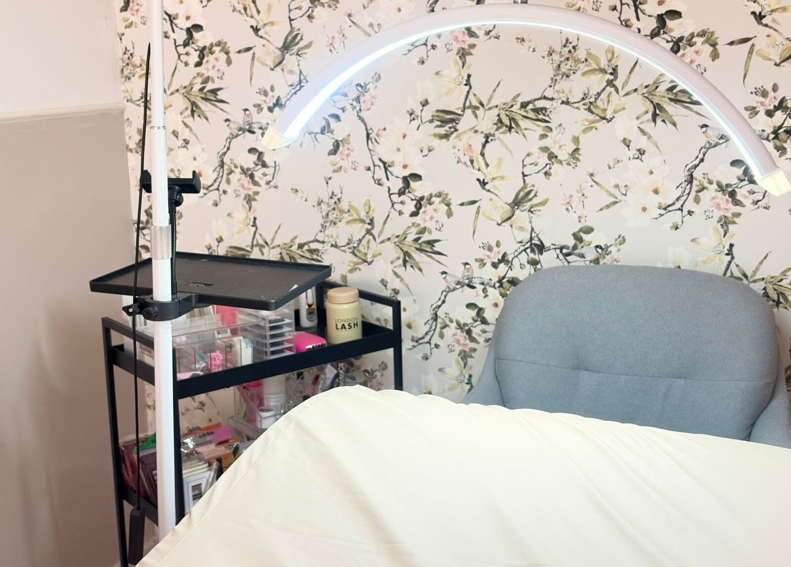 Espaço acolhedor de tratamento em Aura - Centro de beleza, Pinhal Novo, Setúbal, PT.