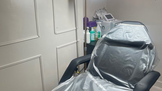 Nail and Needle Clinic