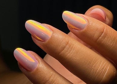 Unhas artísticas com design moderno no Hellen Christina Studio, Caldas Da Rainha, Leiria, PT.