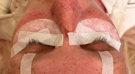 Close-up of lash treatment in progress at Heidi Hair, Edinburgh, Scotland, GB.