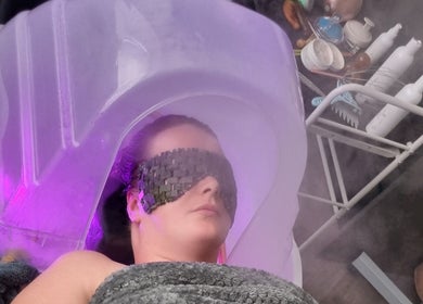 Relaxing spa treatment with steam and purple light at Zen Den, Dumbarton, Scotland, GB.