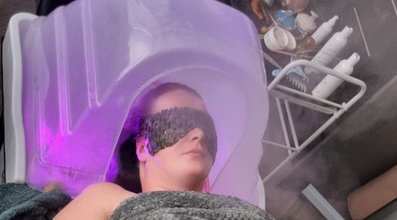 Relaxing spa treatment with steam and purple light at Zen Den, Dumbarton, Scotland, GB.