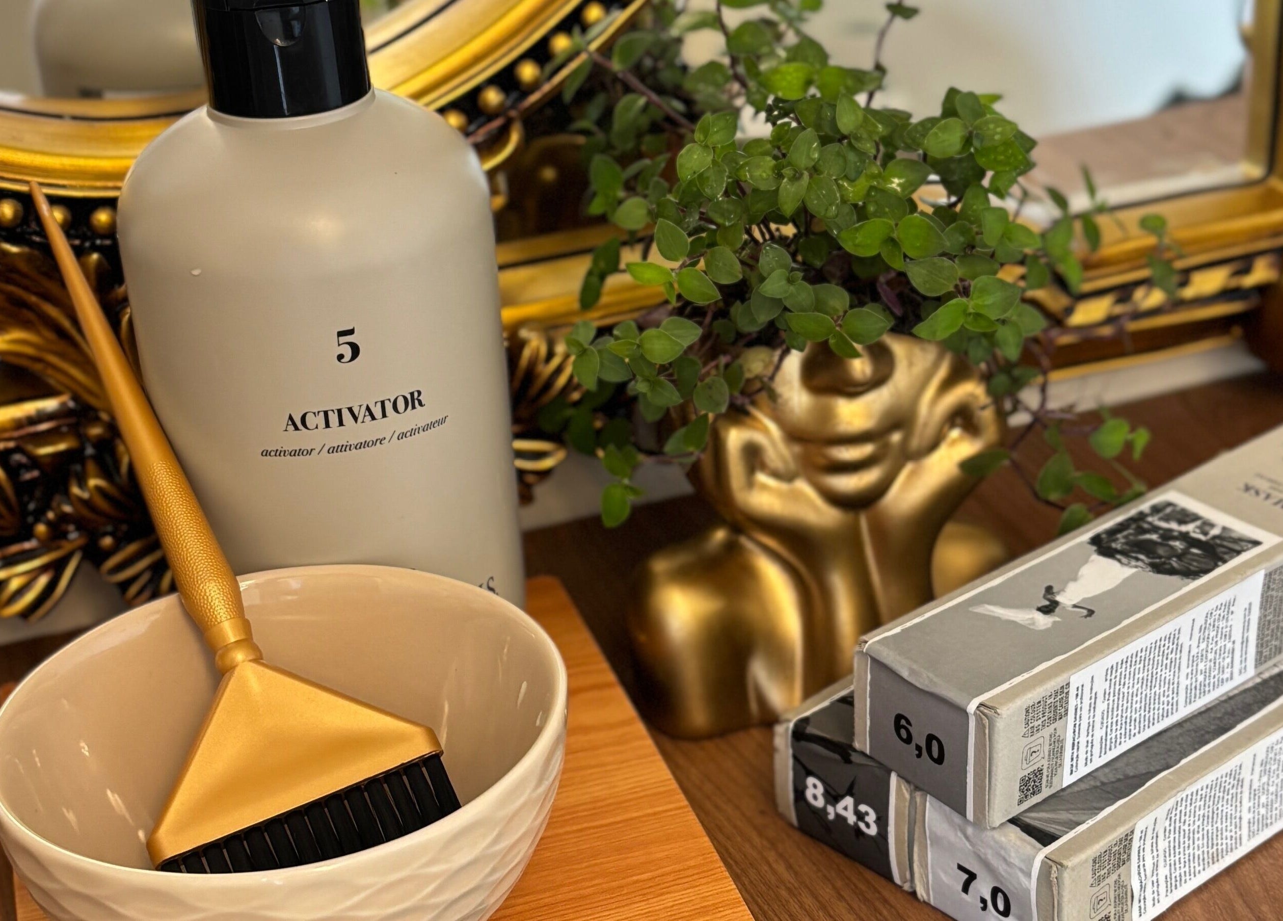 Produtos de beleza em destaque no Atelliê 28, Santa Catarina, Santa Catarina, BR.