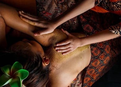 Relaxing massage at MOBILE SPA BY CIK SARAH, Rawang, Selangor, MY. Experience soothing body care.