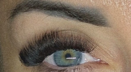 Extension de cils chez L Art Du Cils By Caroline à Issenheim, Grand Est, FR pour un regard captivant.