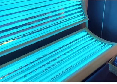 Modern tanning bed at D's Hair Salon, Krugersdorp, Gauteng, ZA, offering a luxurious tanning experience.