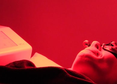 Red light therapy at Rosem Health Clinic, Nottingham, England, GB promotes relaxation and skin rejuvenation.