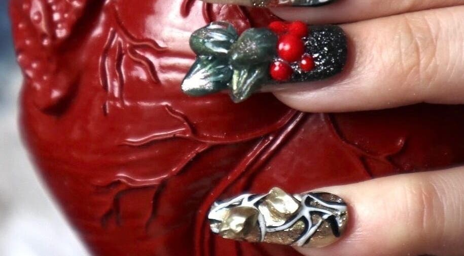 Intricate nail art with holiday theme at Nail Salon MEIKA (Nakameguro, Tokyo, Japan), Meguro-ku, 東京都, JP.