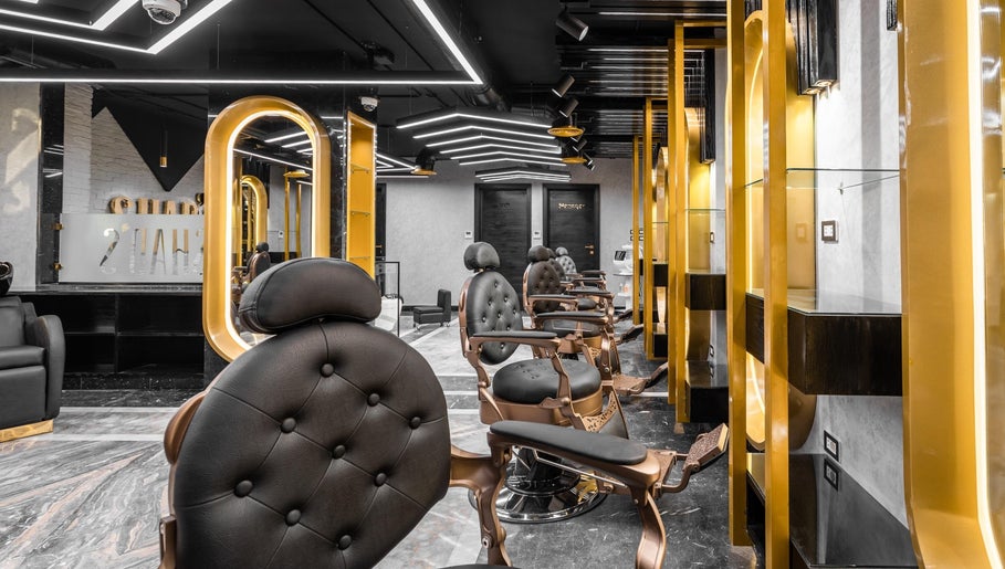 داخل صالون Shad's Men's Salon بديكور عصري في محافظة القاهرة، EG.