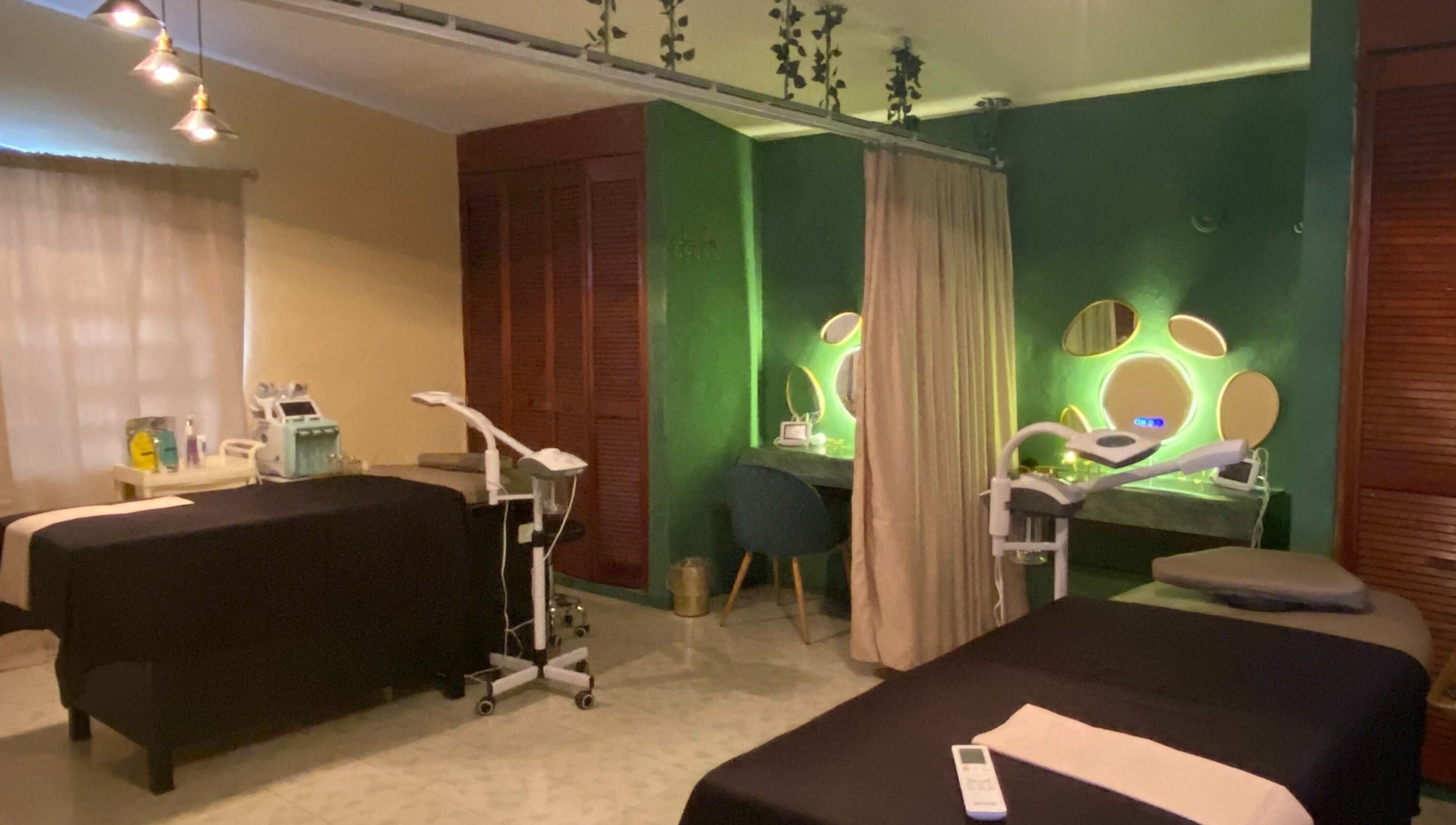 Sala de tratamiento en Sensus Depilación y Spa, Mérida, Yucatán, MX elegante y equipada.