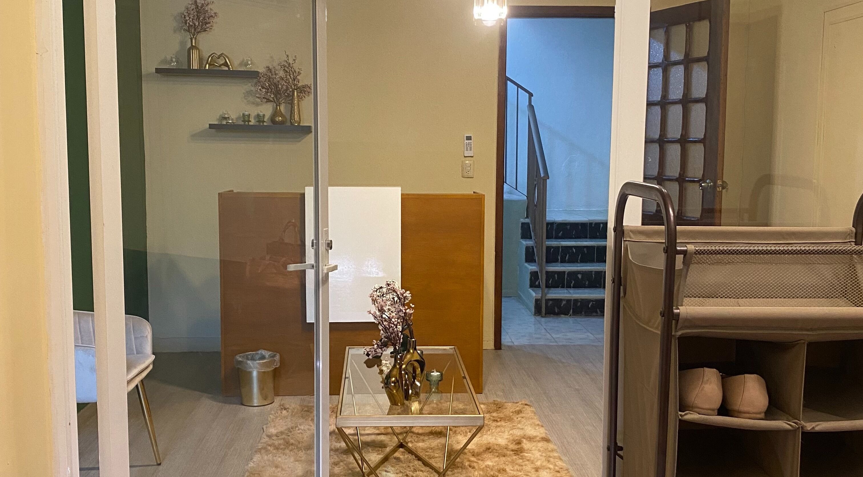 Recepción de Sensus Depilación y Spa en Mérida, Yucatán. Decoración moderna y acogedora.